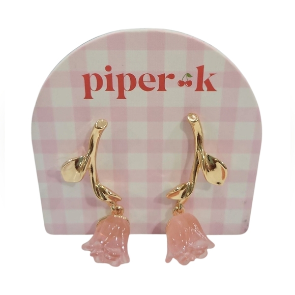 🌸 🔹️Piper K🔹️ Beautiful Floral  Drop Earrings  NWT ✨️🌼 - Picture 1 of 5